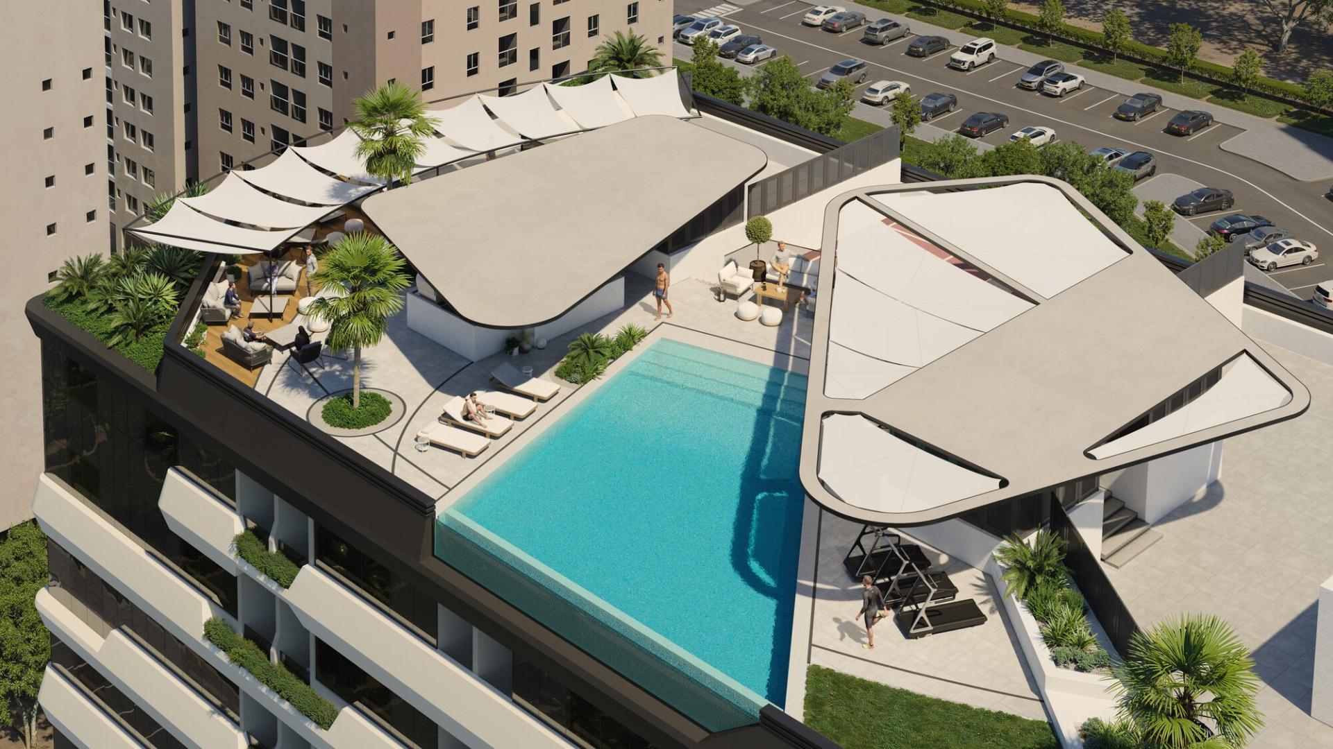 Rooftop Pool & Lounge